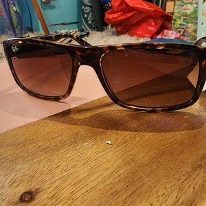Tortoiseshell Ray Ban